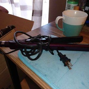 Conair Infiniti Pro 1-in. Flat Iron